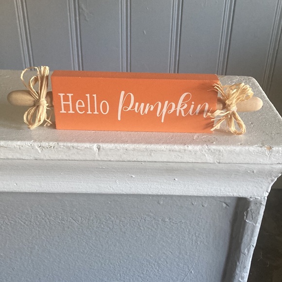 NWT- Set of Hello Pumpkin Decorations- Wood Rolling Pin Sign & Wall Hanger Hook - Picture 11 of 16